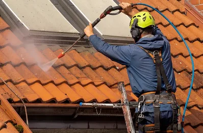 Démoussage et hydrofuge de toiture à Huppy